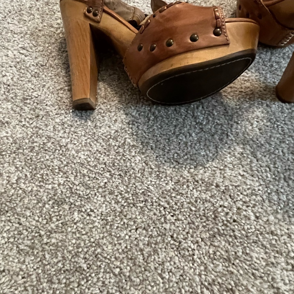 Frye Sandels - image 4